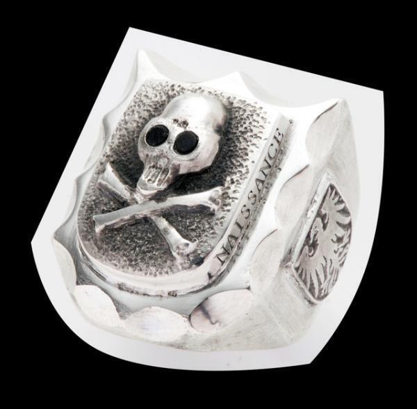 ブラックセンス×伊勢丹メンズ、40超ブランドが“男の艶ライダース”をラインアップ