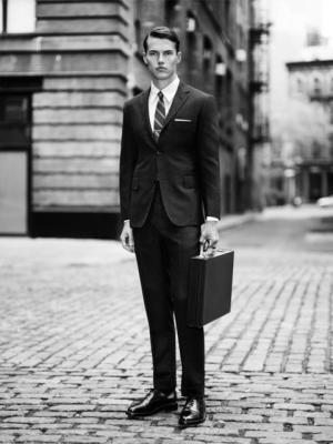 トムブラウンから新テーラードラインデビュー。阪急メンズ東京でイベントも