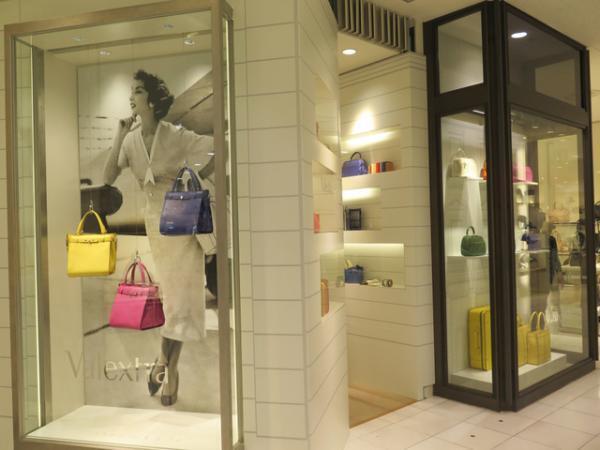 ヴァレクストラ、伊勢丹新宿でエターナルなレディースバッグをプロモーション