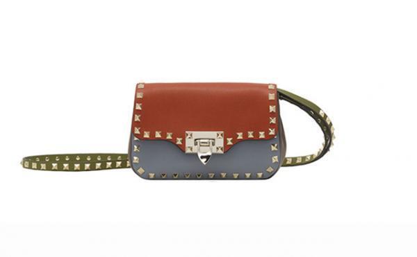 ヴァレンティノ ポップアップストアにヨンア来場。バッグ購入先着で一緒にフォトセッション