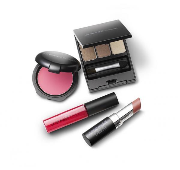 加藤ミリヤ×イセタンミラーのコラボメイクキットが発売開始！ 初日はミリヤ本人もお忍びで来店