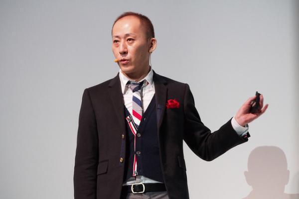 水原希子が投げキッス！新・資生堂マキアージュ、女度アップのルージュ発売