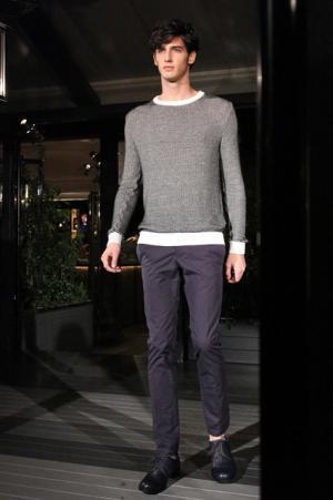 大人の男に向けたリアル“モテ服”。イイザローンデビュー【15SS東京】