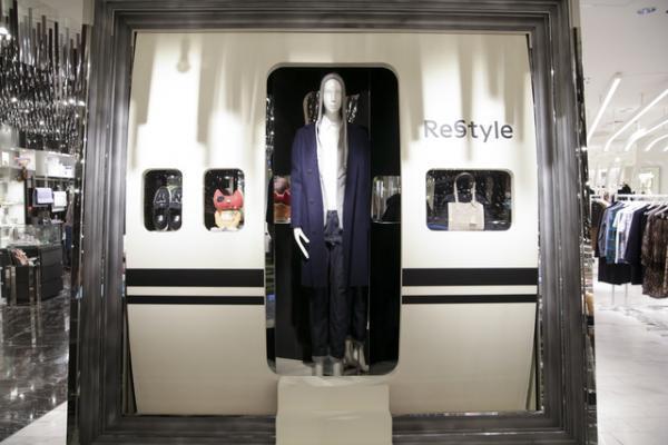 新宿伊勢丹にSPURの街が誕生。オズワルド、ボビー・ダズラーが旅に誘う