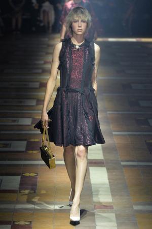 125周年のランバンは“何でもないこと”がすべて【15SSウィメンズ】