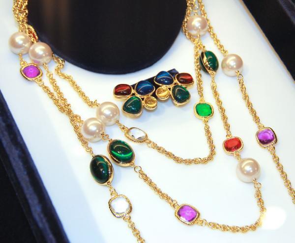 伊勢丹新宿でアクセサリーの最旬スタイルを提案「大人コスチューム」スタート