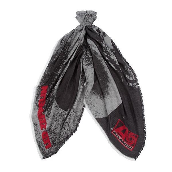 ポール・スミス×レッド・ツェッペリンがコラボ。アルバムジャケットをスカーフで再現