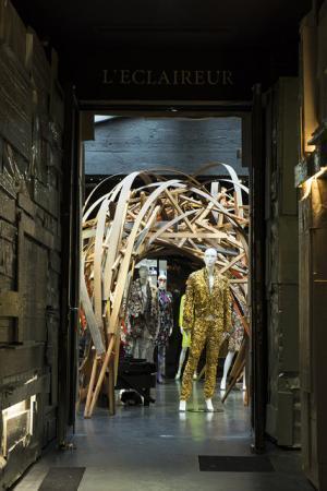 パリ・レクレルールでアンリアレイジ展開催。オーナーが大きな期待