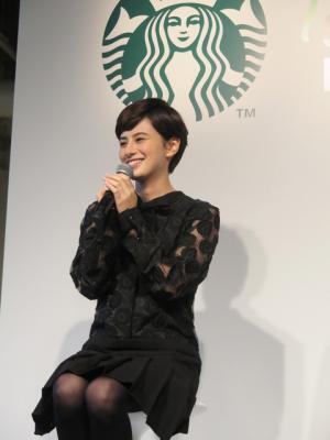 スターバックスラテが18年ぶりリニューアル。後味すっきりリッチなミルクに