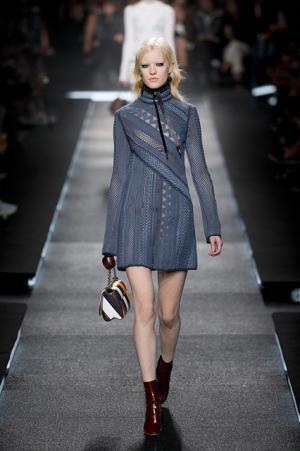 70’sと過去未来をミックスするルイ・ヴィトン【15SSウィメンズ】