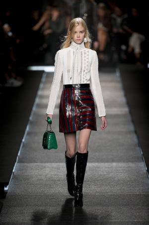 70’sと過去未来をミックスするルイ・ヴィトン【15SSウィメンズ】