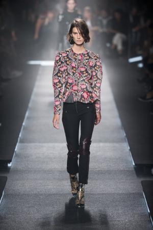 70’sと過去未来をミックスするルイ・ヴィトン【15SSウィメンズ】