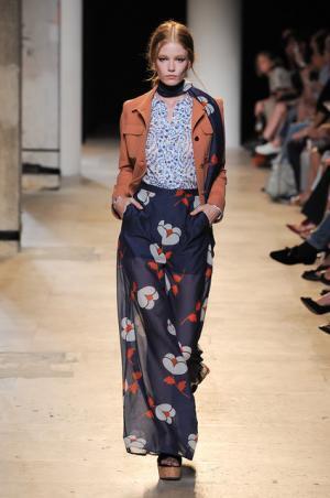 ポール＆ジョーは70’sのリラックスムード【15SSウィメンズ】