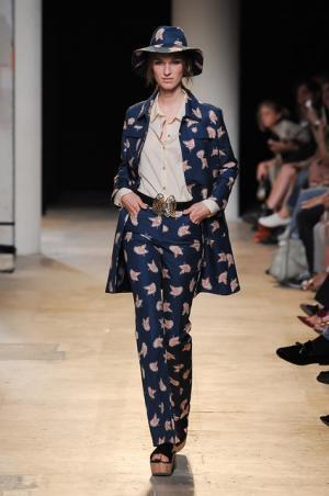 ポール＆ジョーは70’sのリラックスムード【15SSウィメンズ】