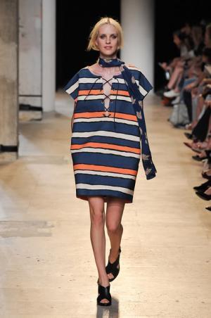 ポール＆ジョーは70’sのリラックスムード【15SSウィメンズ】