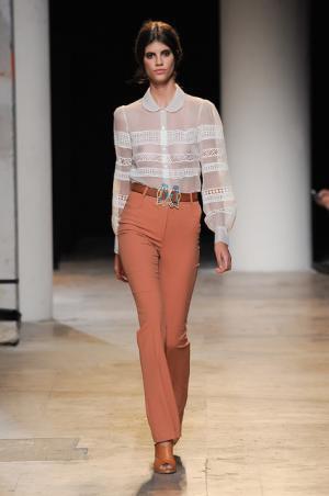 ポール＆ジョーは70’sのリラックスムード【15SSウィメンズ】