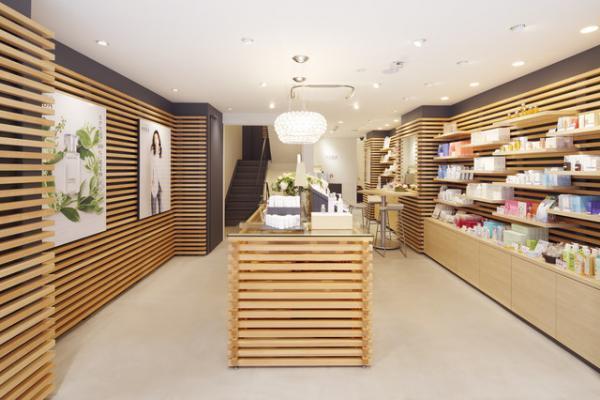 HABAコンセプトストア、銀座にオープン。モデル鈴木サチが1日ビューティー大使に