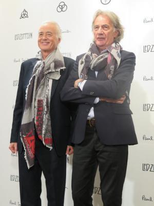 ポール・スミスとレッド・ツェッペリンのジミー・ペイジがコラボスカーフ披露。お互い感無量