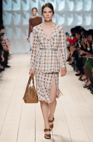 コッピング最後のニナリッチはDIYクチュール【15SSウィメンズ】