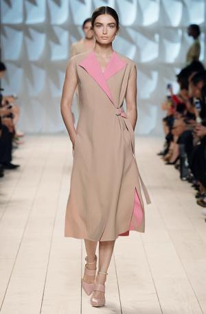 コッピング最後のニナリッチはDIYクチュール【15SSウィメンズ】