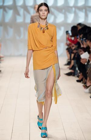 コッピング最後のニナリッチはDIYクチュール【15SSウィメンズ】