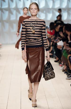 コッピング最後のニナリッチはDIYクチュール【15SSウィメンズ】