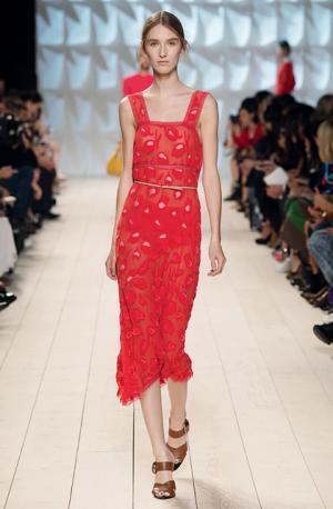 コッピング最後のニナリッチはDIYクチュール【15SSウィメンズ】