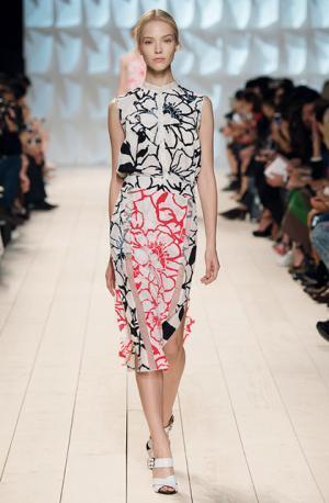 コッピング最後のニナリッチはDIYクチュール【15SSウィメンズ】