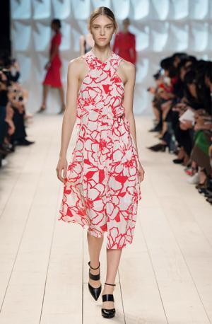 コッピング最後のニナリッチはDIYクチュール【15SSウィメンズ】