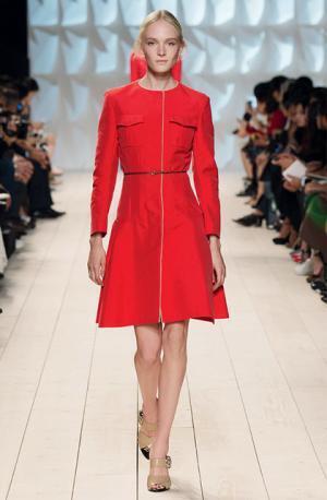 コッピング最後のニナリッチはDIYクチュール【15SSウィメンズ】