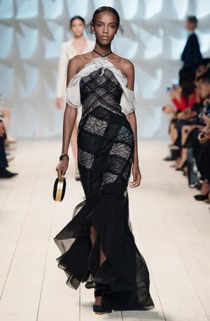 コッピング最後のニナリッチはDIYクチュール【15SSウィメンズ】