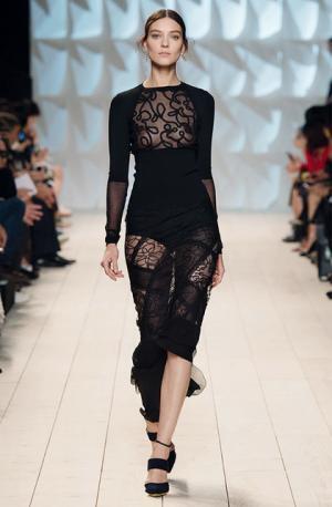 コッピング最後のニナリッチはDIYクチュール【15SSウィメンズ】