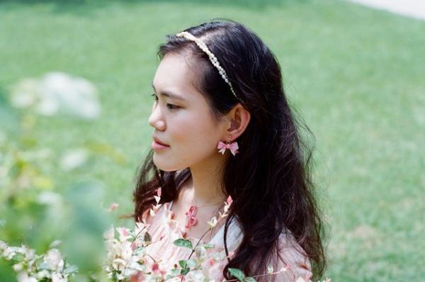 渋谷パルコ、3人が撮る小松菜奈展開催、写真集の先行販売も