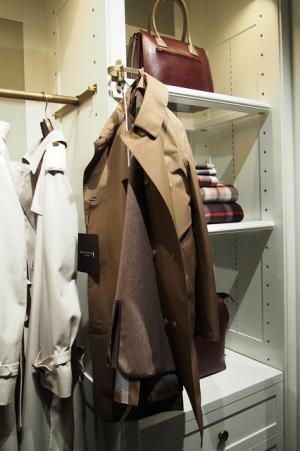 三陽商会、バーバリー継ぐ「マッキントッシュロンドン」披露。200億目標