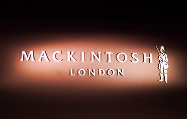 三陽商会、バーバリー継ぐ「マッキントッシュロンドン」披露。200億目標