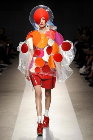 ジュンヤワタナベが奏でる技巧行進曲【15SSウィメンズ】