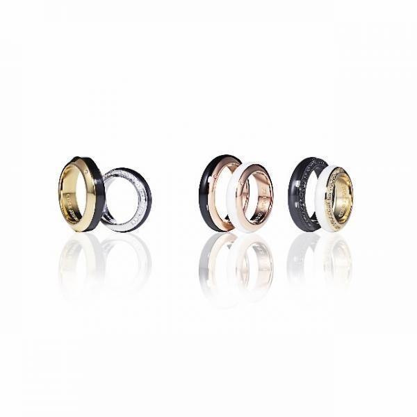 コアジュエルス世界初NFC搭載ジュエリーを発表。リングやペンダントを介してデータを共有