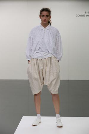 高原の避暑地にエスケープした気分で。トリコ・コムデギャルソン【15SSウィメンズ】