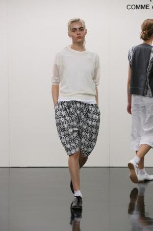 高原の避暑地にエスケープした気分で。トリコ・コムデギャルソン【15SSウィメンズ】