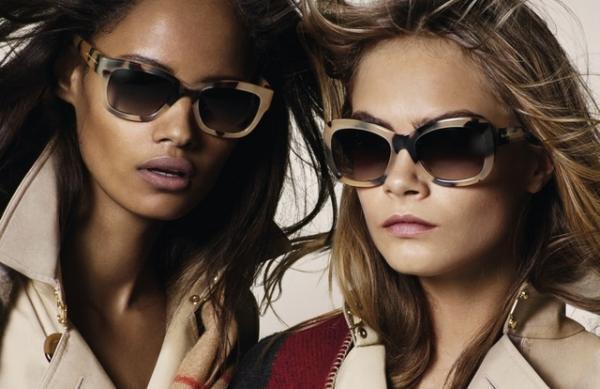 バーバリー、トレンチコートアイウエア第2弾発売