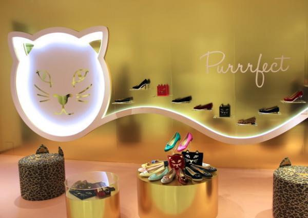 シャーロット・オリンピアのキティシューズが新宿伊勢丹に勢ぞろい。子供靴日本初披露