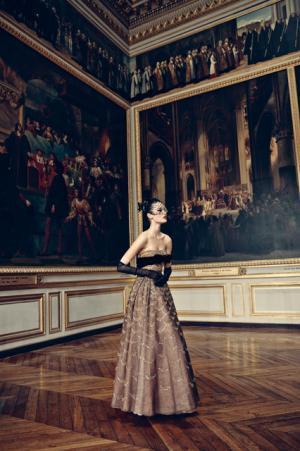 ディオールの世界観を紹介する大規模展覧会、銀座で開催