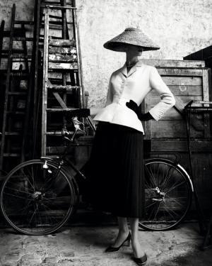 ディオールの世界観を紹介する大規模展覧会、銀座で開催