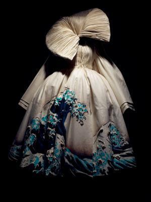 ディオールの世界観を紹介する大規模展覧会、銀座で開催