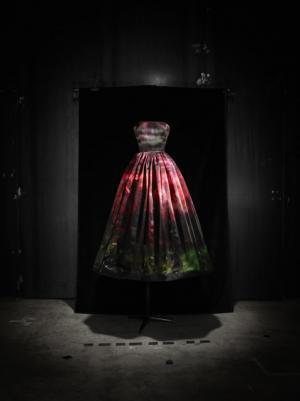 ディオールの世界観を紹介する大規模展覧会、銀座で開催