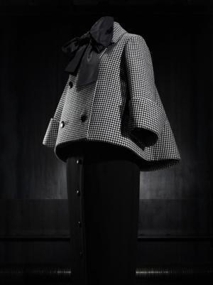 ディオールの世界観を紹介する大規模展覧会、銀座で開催