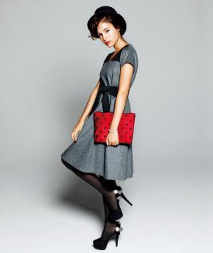 sweet×ハンアンスンがコラボ、コートとワンピースをEC限定発売