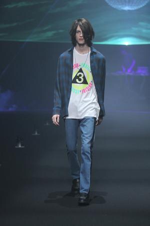 サイケなミニマルロック、ラッドミュージシャンの20周年【15SSメンズ】