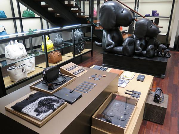 コーチ新旗艦店が新宿にオープン。新コンセプト“モダンラグジュアリー”提案