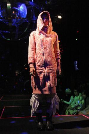 ノゾミイシグロはフライングダッチマンと現代の東京ライブ！【15SSウィメンズ】